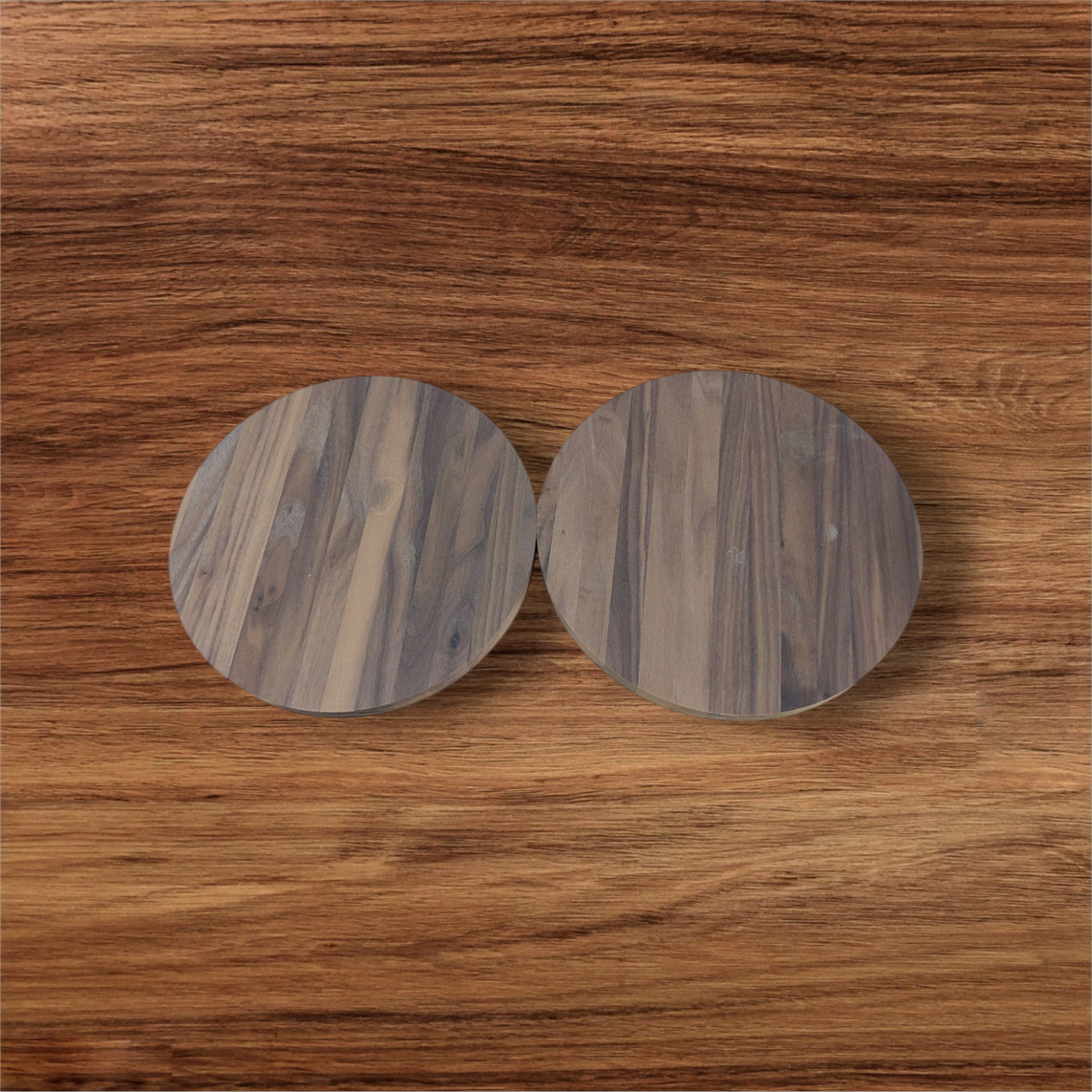 Premium Walnut or High Quality Bamboo Circle Cutting Board